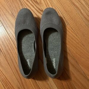 Allbirds women’s tree breezers size 8